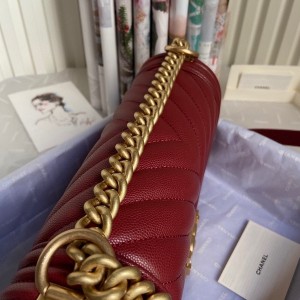 Chanel Chevron Boy Bag 25cm AS67086 Gold Hardware Caviar Leather Fall/Winter 2021 Collection - Image 6
