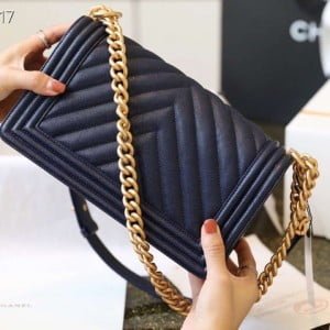 Chanel Chevron LeBoy Bag 25cm Caviar Leather Gold Hardware Spring/Summer 2020 Collection - Image 7