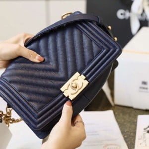 Chanel Chevron LeBoy Bag 25cm Caviar Leather Gold Hardware Spring/Summer 2020 Collection - Image 9
