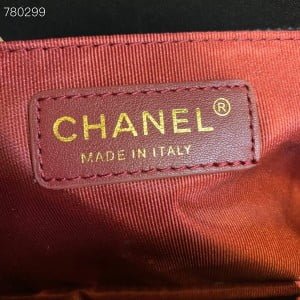 Chanel Chevron Stitching Boy Bag 25cm AS67086 Gold Hardware Caviar Leather Fall/Winter 2021 Collection - Image 3