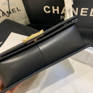 Chanel Chevron Stitching Boy Bag 25cm AS67086 Gold Hardware Caviar Leather Fall/Winter 2021 Collection - Image 7