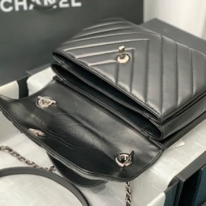 Chanel Chevron Trendy CC Bag 25cm AS92236 Silver Hardware Lambskin Leather Spring/Summer 2022 Collection - Image 8
