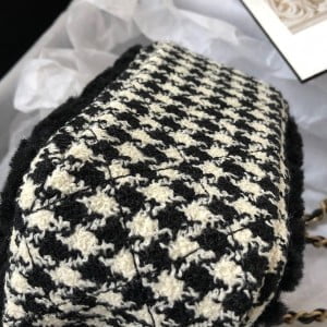 Chanel Classic Flap Bag 18cm Gold Hardware Tweed/Shearling Fur Fall/Winter 2020 Collection - Image 9
