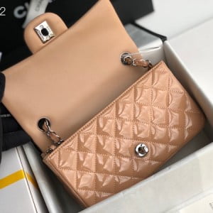 Chanel Classic Flap Bag 20cm Silver Hardware Patent Leather Spring/Summer 2020 Collection - Image 6