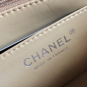 Chanel Classic Flap Bag 20cm Silver Hardware Patent Leather Spring/Summer 2020 Collection - Image 9