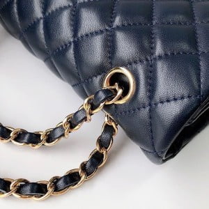Chanel Classic Flap Bag 25cm AS1112 Gold Hardware Lambskin Leather Spring/Summer 2022 Collection - Image 5