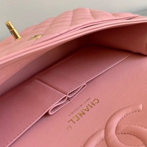 Chanel Classic Flap Bag 25cm Gold Hardware Lambskin Leather Spring/Summer 2020 Collection - Image 7
