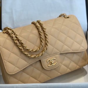 Chanel Classic Flap Jumbo Bag 58600 30cm Gold Hardware Lambskin Leather Fall/Winter 2020 Collection - Image 4