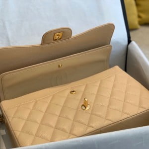 Chanel Classic Flap Jumbo Bag 58600 30cm Gold Hardware Lambskin Leather Fall/Winter 2020 Collection - Image 5