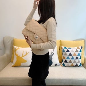 Chanel Classic Flap Jumbo Bag 58600 30cm Gold Hardware Lambskin Leather Fall/Winter 2020 Collection - Image 10