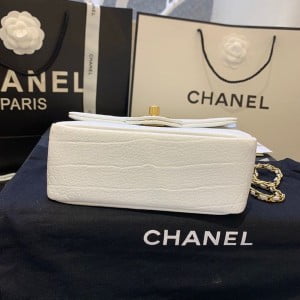 Chanel Classic Flap With Charm Chain With CC Details On Strap Bag 18cm Gold Hardware Croco Stamp Leather Spring/Summer 2020 Collection - Image 4
