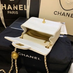 Chanel Classic Flap With Charm Chain With CC Details On Strap Bag 18cm Gold Hardware Croco Stamp Leather Spring/Summer 2020 Collection - Image 9