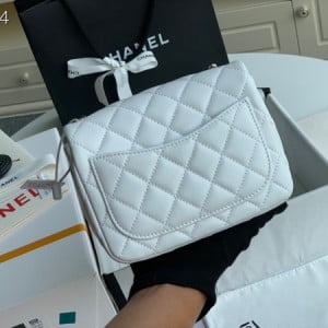Chanel Classic Flap With Charm Chain With CC Details On Strap Bag 18cm Shiny Gold Hardware Lambskin Leather Fall/Winter 2020 Collection - Image 4