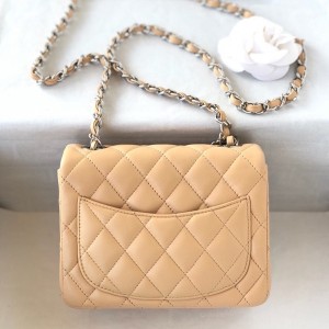 Chanel Classic Mini Flap Bag 18cm AS1115 Silver Hardware Lambskin Leather Spring/Summer 2022 Collection - Image 6