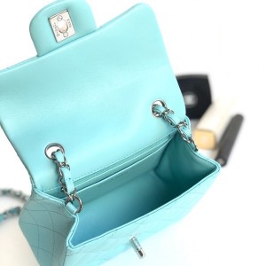 Chanel Classic Mini Flap Bag 18cm AS1115 Silver Hardware Lambskin Leather Spring/Summer 2022 Collection - Image 8