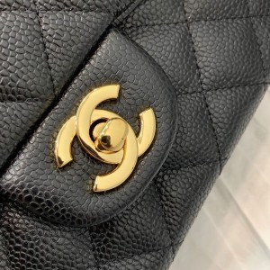 Chanel Classic Mini Flap Bag 18cm Gold Hardware Caviar Leather Spring/Summer 2020 Collection - Image 3