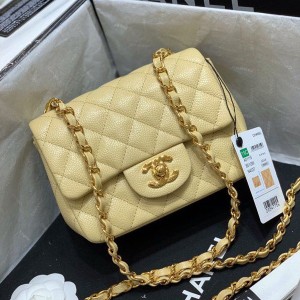 Chanel Classic Mini Flap Bag 18cm Gold Hardware Caviar Leather Spring/Summer 2020 Collection - Image 3