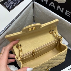 Chanel Classic Mini Flap Bag 18cm Gold Hardware Caviar Leather Spring/Summer 2020 Collection - Image 7