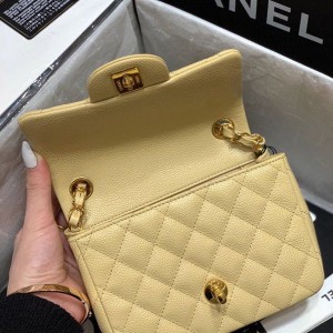 Chanel Classic Mini Flap Bag 18cm Gold Hardware Caviar Leather Spring/Summer 2020 Collection - Image 8