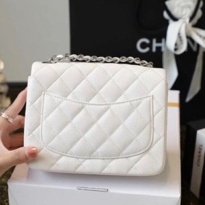 Chanel Classic Mini Flap Bag 18cm Silver Hardware Caviar Leather Spring/Summer 2020 Collection - Image 7