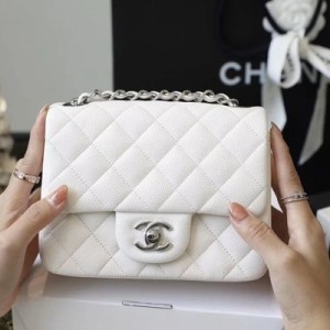 Chanel Classic Mini Flap Bag 18cm Silver Hardware Caviar Leather Spring/Summer 2020 Collection - Image 9