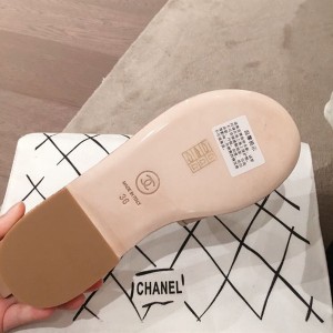 Chanel Cork Mules Sandals Calfskin Leather Spring/Summer 2020 Collection - Image 6