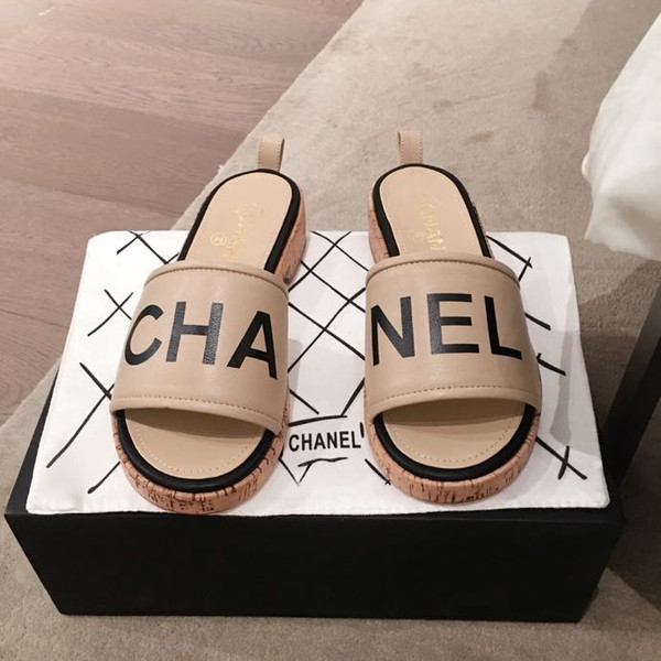 Chanel Cork Mules Sandals Calfskin Leather Spring/Summer 2020 Collection Size