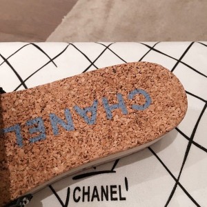 Chanel Cork Sandals Tweed/Calfskin Leather Spring/Summer 2020 Collection - Image 5