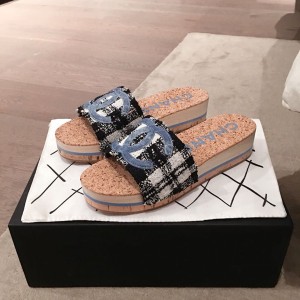 Chanel Cork Sandals Tweed/Calfskin Leather Spring/Summer 2020 Collection - Image 7