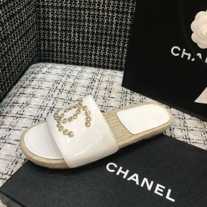 Chanel Crystal CC Espadrille Sandals Calfskin Leather Spring/Summer 2020 Collection - Image 3