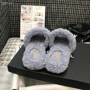 Chanel Crystal Embellished Shearling Fur Sandals Calfskin Leather Fall/Winter 2020 Collection - Image 4