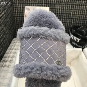 Chanel Crystal Embellished Shearling Fur Sandals Calfskin Leather Fall/Winter 2020 Collection - Image 7