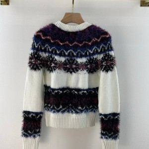 Chanel Fitted Pullover Cashmere Sweater Fall/Winter 2021 Collection - Image 6