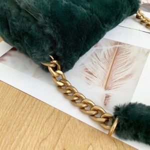 Chanel Flap Bag 22cm Shearling Fur Antique Gold Hardware Fall/Winter 2020 Collection - Image 4