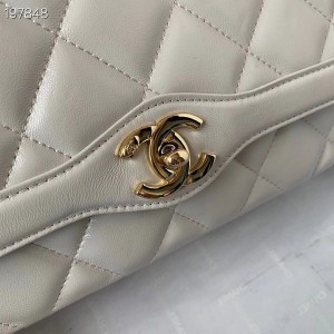 Chanel Flap Bag 24cm Calfskin Leather Gold Hardware Fall/Winter 2020 Collection - Image 5