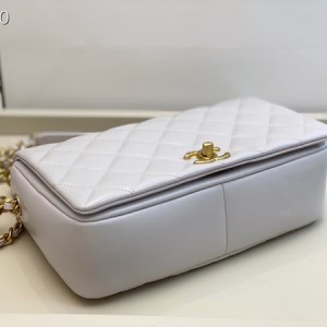 Chanel Flap Bag 25cm AS1977 Lambskin Leather Gold Hardware Fall/Winter 2020 Collection - Image 3