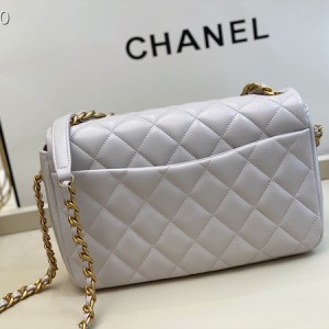 Chanel Flap Bag 25cm AS1977 Lambskin Leather Gold Hardware Fall/Winter 2020 Collection - Image 5