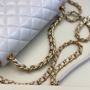 Chanel Flap Bag 25cm AS1977 Lambskin Leather Gold Hardware Fall/Winter 2020 Collection - Image 6