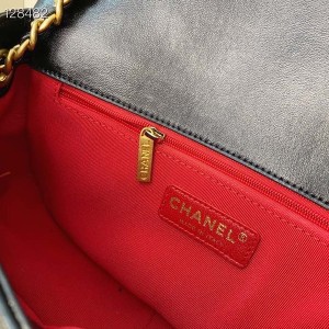 Chanel Flap Bag 25cm AS1977 Lambskin Leather Gold Hardware Fall/Winter 2020 Collection - Image 6