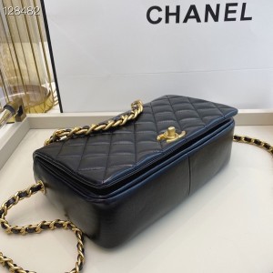 Chanel Flap Bag 25cm AS1977 Lambskin Leather Gold Hardware Fall/Winter 2020 Collection - Image 7