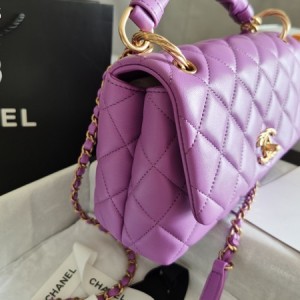 Chanel Flap Bag 25cm Gold Hardware Lambskin Leather Fall/Winter 2020 Collection - Image 3