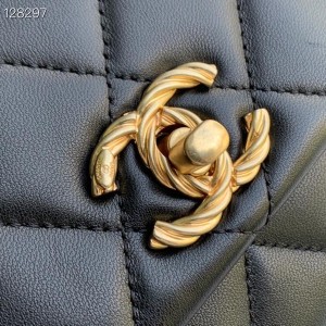 Chanel Flap Bag 25cm Gold Hardware Lambskin Leather Fall/Winter 2020 Collection - Image 5