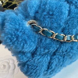 Chanel Flap Bag 25cm Shearling Fur/Sheepskin Leather Fall/Winter 2020 Collection - Image 8