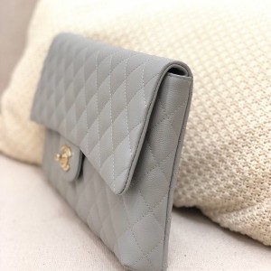 Chanel Flap Bag 28cm AS1918 Grained Calfskin Leather Gold Hardware Spring/Summer 2022 Collection - Image 5