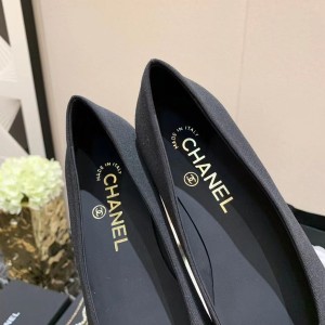 Chanel Flat Pumps Calfskin Leather Spring/Summer 2021 Collection - Image 5