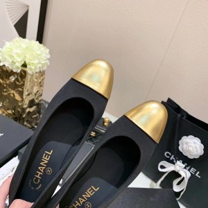 Chanel Flat Pumps Calfskin Leather Spring/Summer 2021 Collection - Image 7