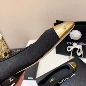 Chanel Flat Pumps Calfskin Leather Spring/Summer 2021 Collection - Image 8