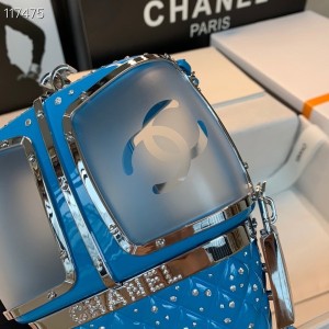 Chanel Gondola Lift Minaudière Bag Plexiglass Evening Bag Silver Hardware Fall/Winter 2019 Collection - Image 4
