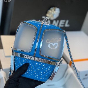 Chanel Gondola Lift Minaudière Bag Plexiglass Evening Bag Silver Hardware Fall/Winter 2019 Collection - Image 7