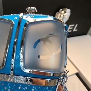 Chanel Gondola Lift Minaudière Bag Plexiglass Evening Bag Silver Hardware Fall/Winter 2019 Collection - Image 8
